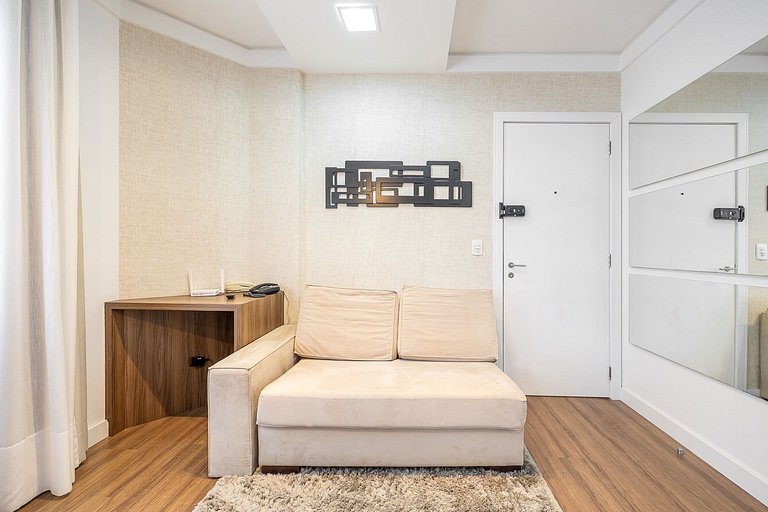 Apartamento estudio céntrico con balcón privado.