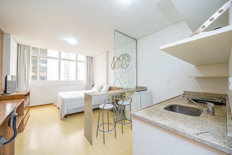 Ref 10259 | Apartamento finamente decorado, no Centro de Cur